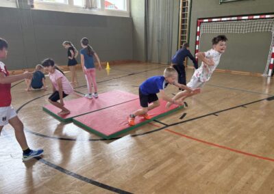 4B-09-2026-Bewegung-und-Sport
